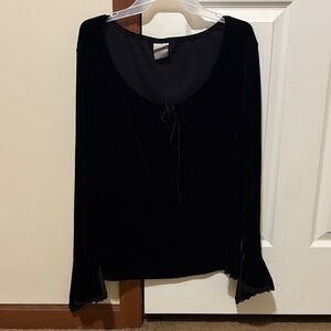 Elegant Black Velvet Women's Top